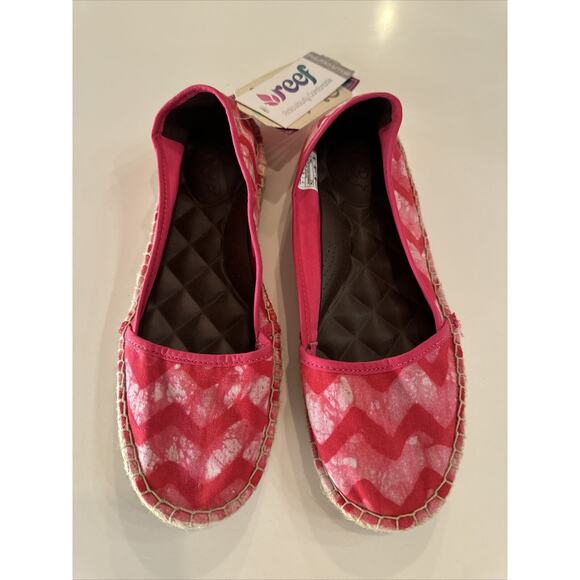 Reef Sunsoaked Size 7 Bella Costa Pink Stripe Slip On Cushioned Espadrilla Flats - Picture 1 of 12